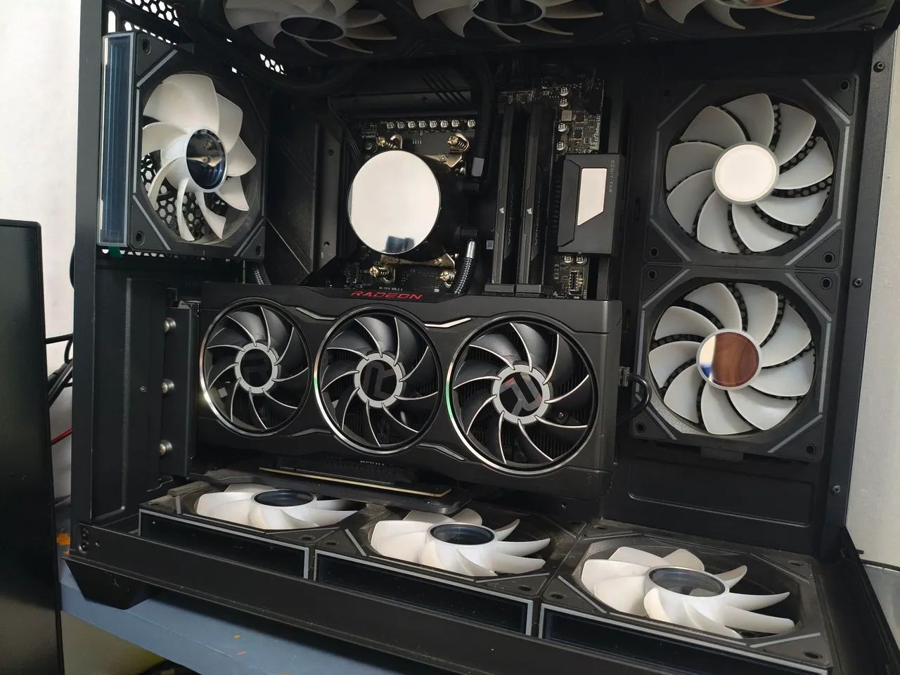 AMD Radeon 6750xt 12GB - XFX Founders Edition - Ótimo estado com NF e 1 ano de garantia  - Foto 4