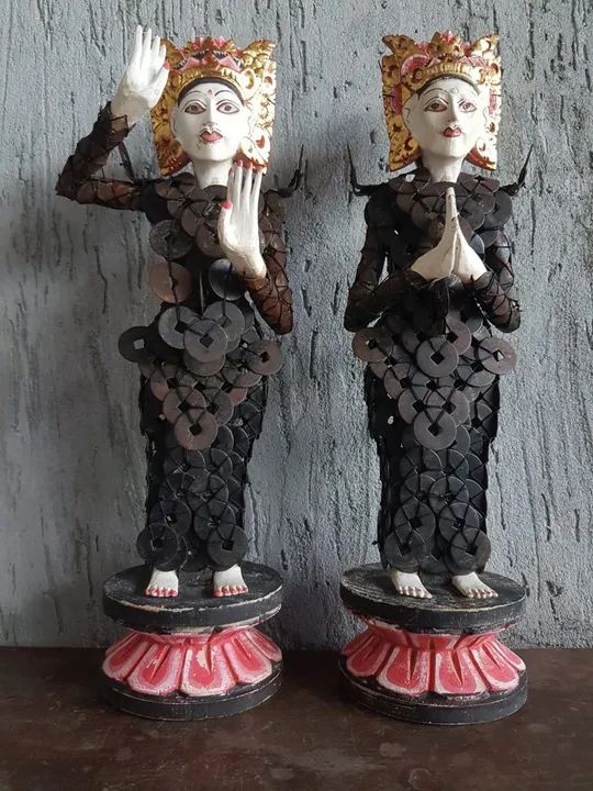 Par de casal balinês de madeira é ferro  - Foto 2