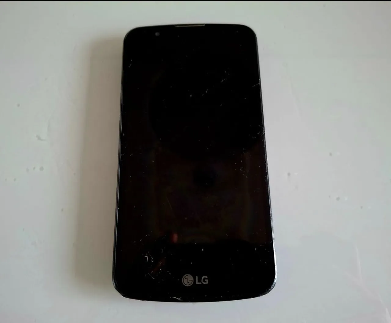 Celular LG K10, defeito.
