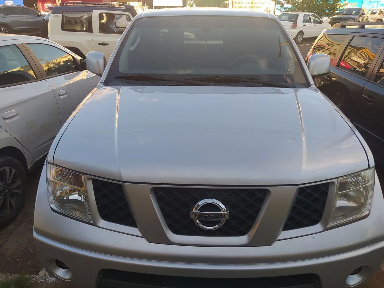 Nissan Frontier XE 2.5 4x4 2012 - Foto 3