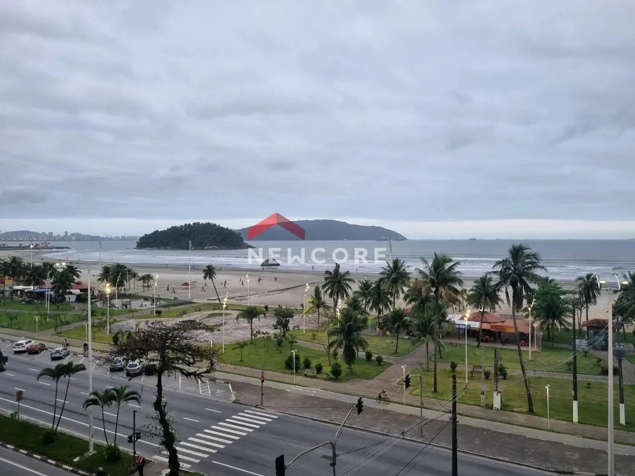 Apartamento em Avenida Manoel da Nóbrega - Itararé - São Vicente/SP