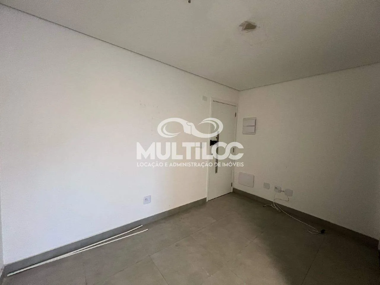 Sala Comercial para aluguel, no bairro Boqueirão em Praia Grande