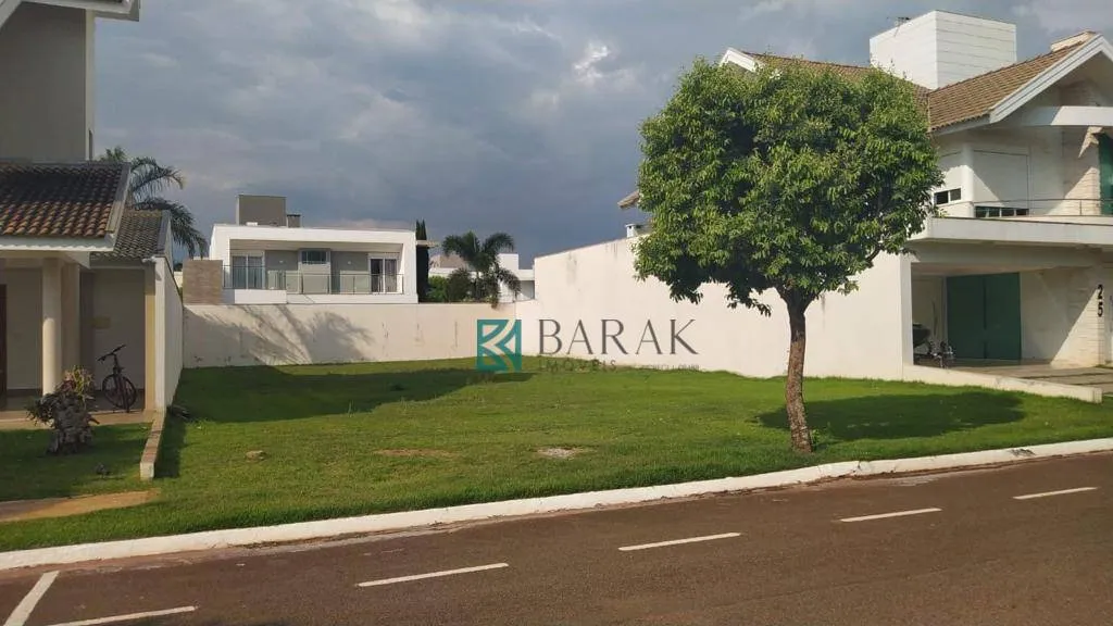 Terreno Condomínio fechado à venda, 450 m² por R$ 1.650.000 - Zona 08 - Maringá/PR