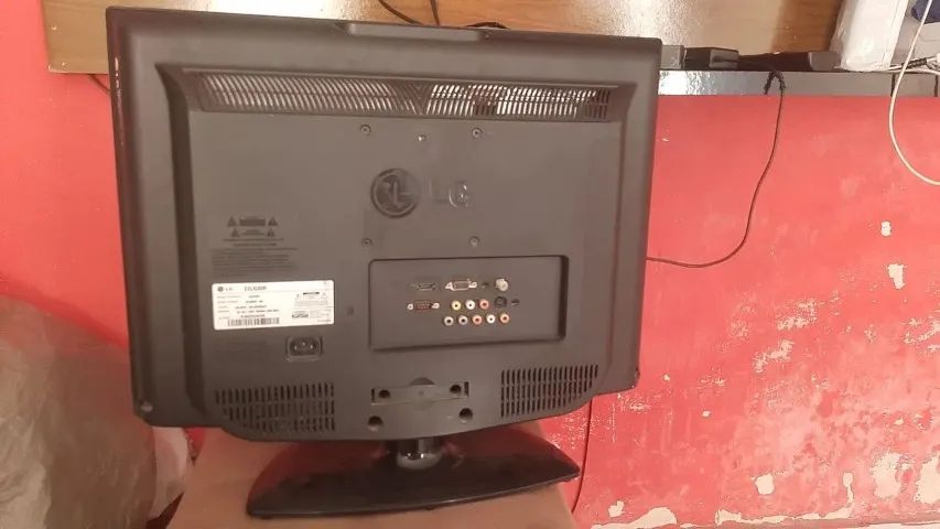 Monitor e TV LG 22' Obs: leia descrição! - Foto 2