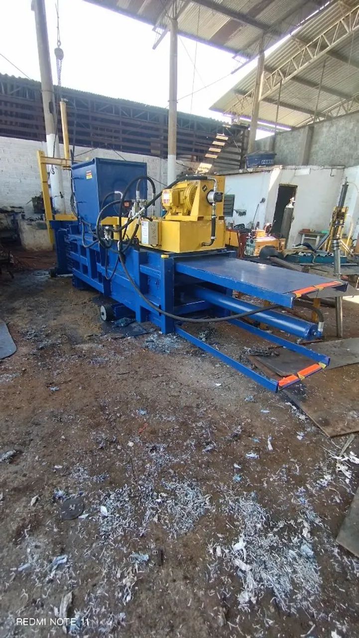 Prensa enfardadeira para reciclagem horizontal  - Foto 4