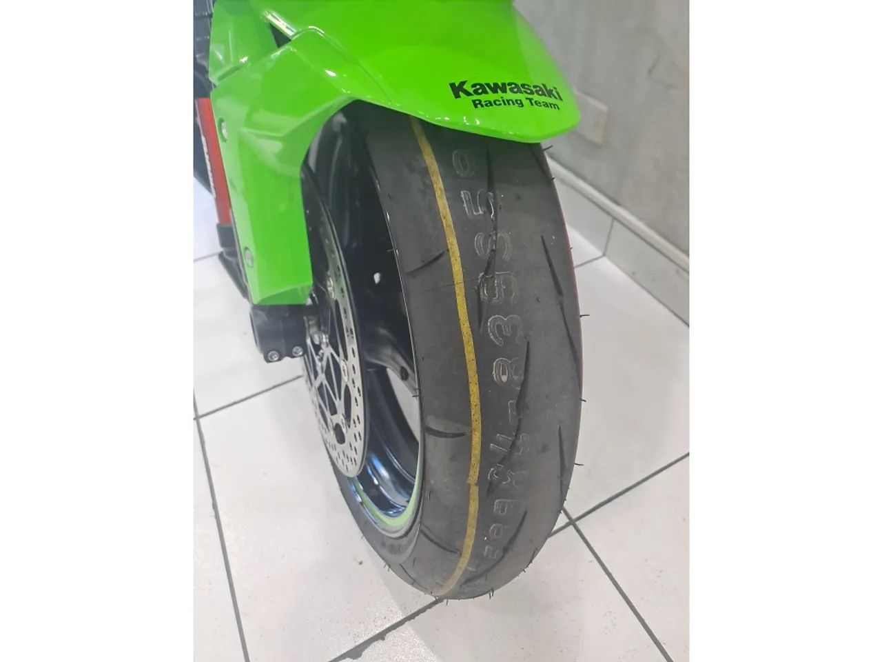 Kawasaki Zx-10/ Zx-10r 1000cc 2025 - 1428343472 | OLX