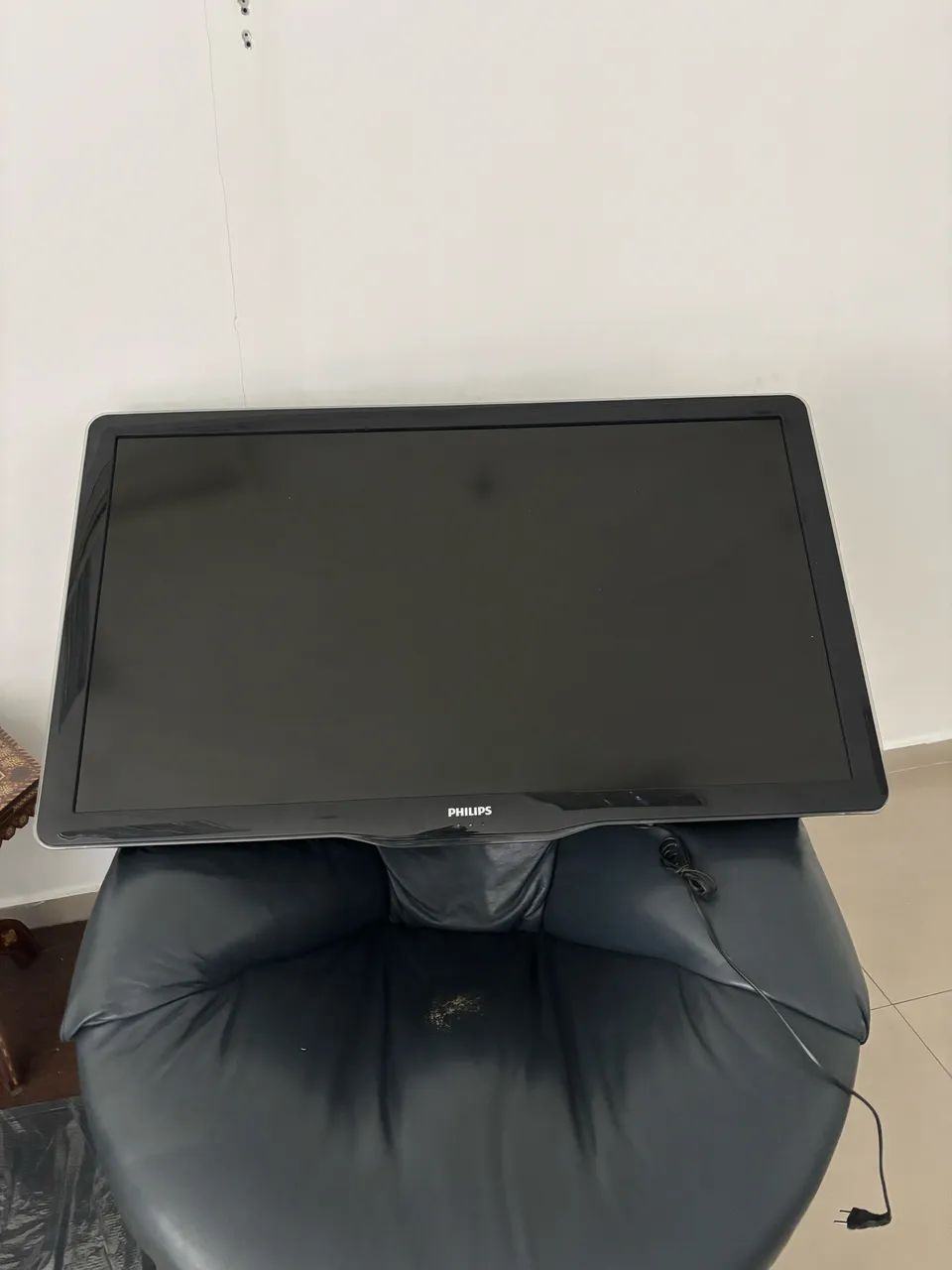 Tv Philips 46 polegadas em estado de nova - Foto 2