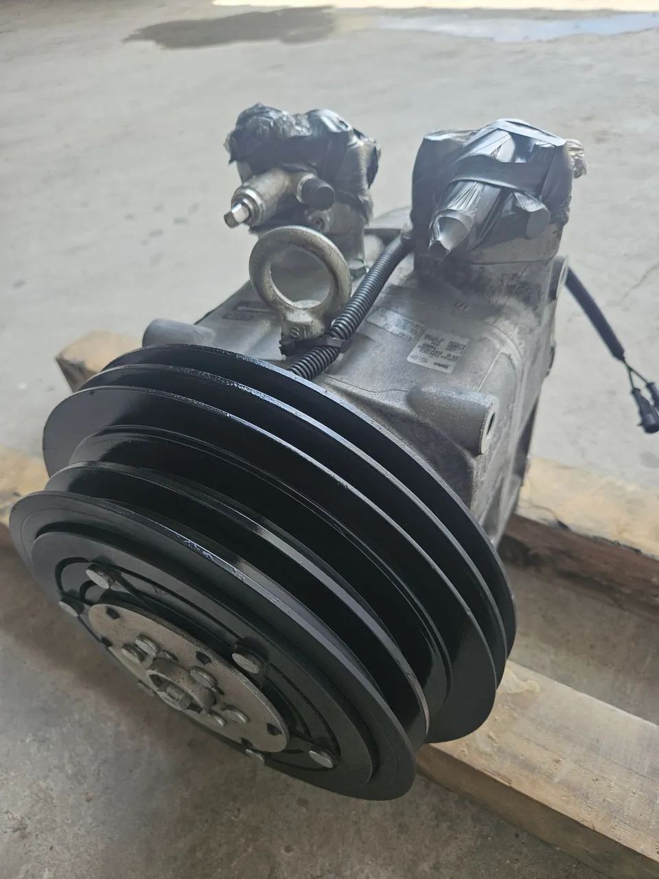 Compressor Tm65 para Ar-condicionado de ônibus.  - Foto 2