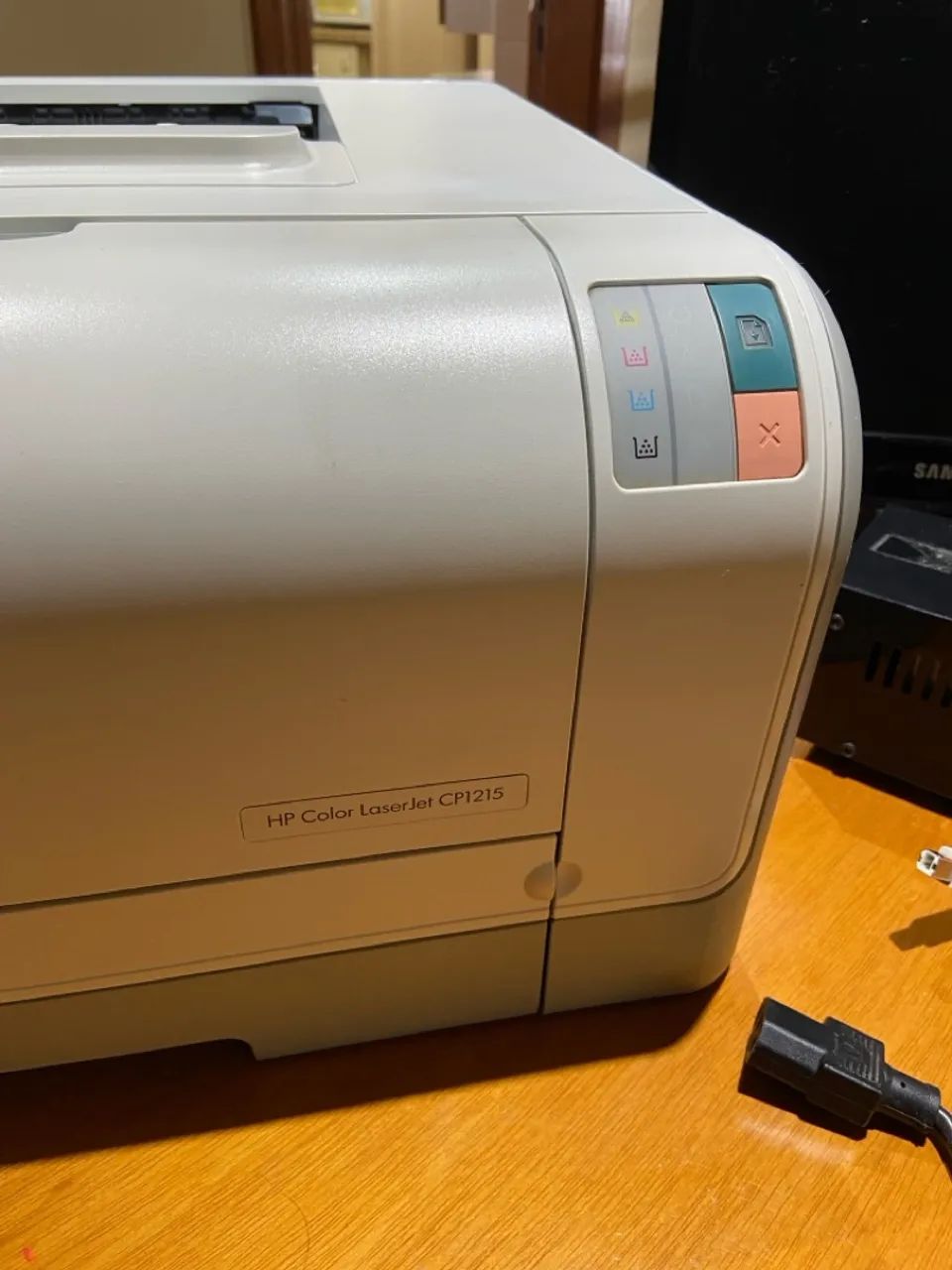 Impressora HP Color LaserJet CP1215