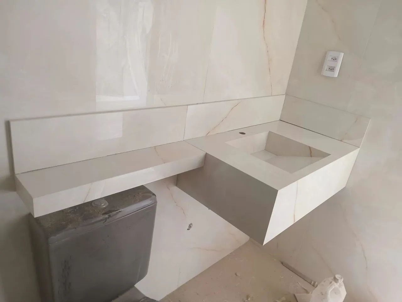 Pia em porcelanato pra banheiro  - Foto 4