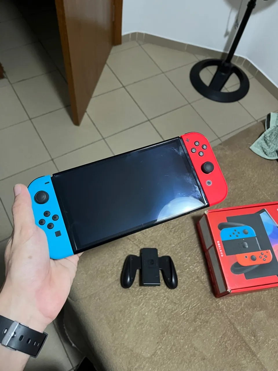 Nintendo Switch OLED - Desbloqueado