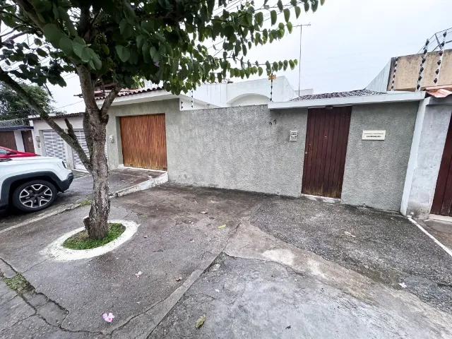 Alugo casa com garagem para o Festival de inverno (FIG) em Garanhuns