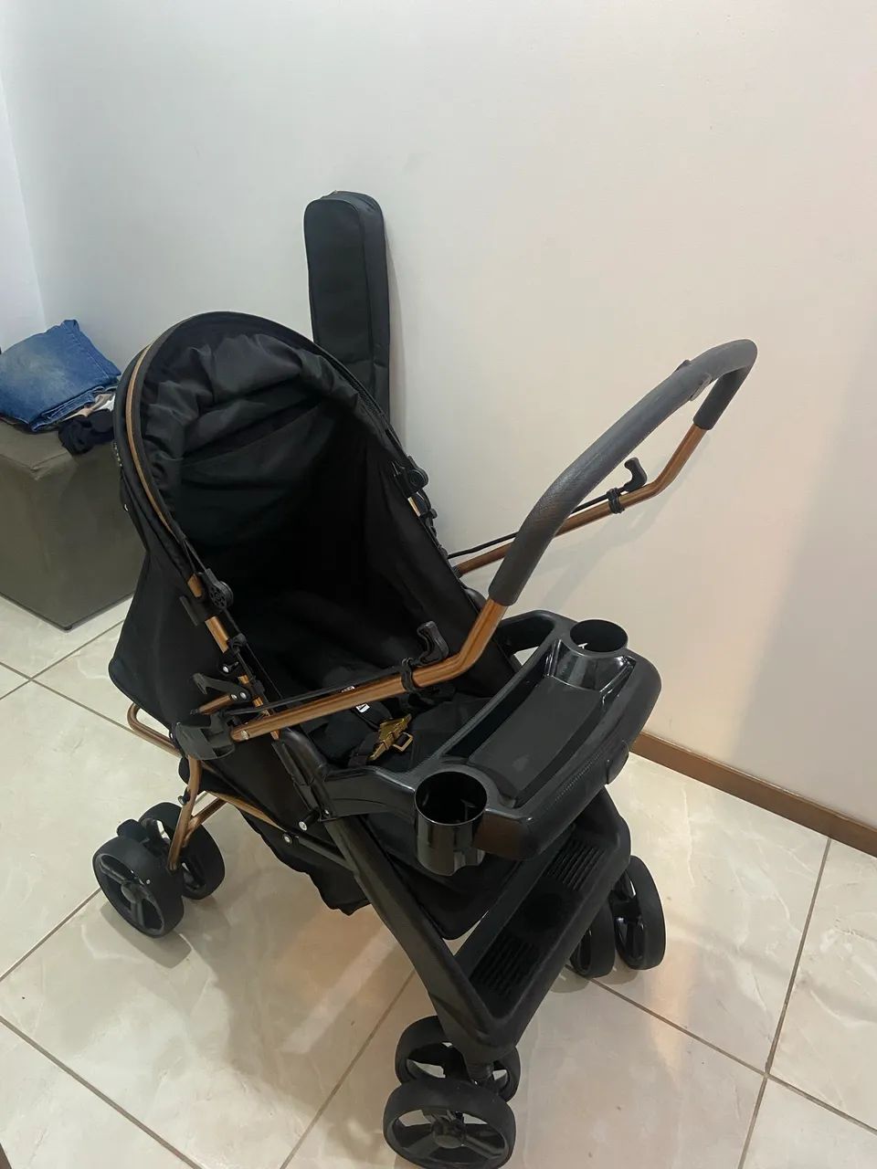 Carrinho de Bebê Bolt - Semi Novo   - Foto 4