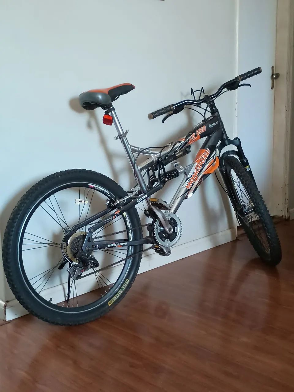 Bicicleta Mongoose 250