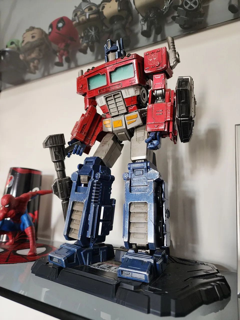 Optimus Prime DLX threezero 