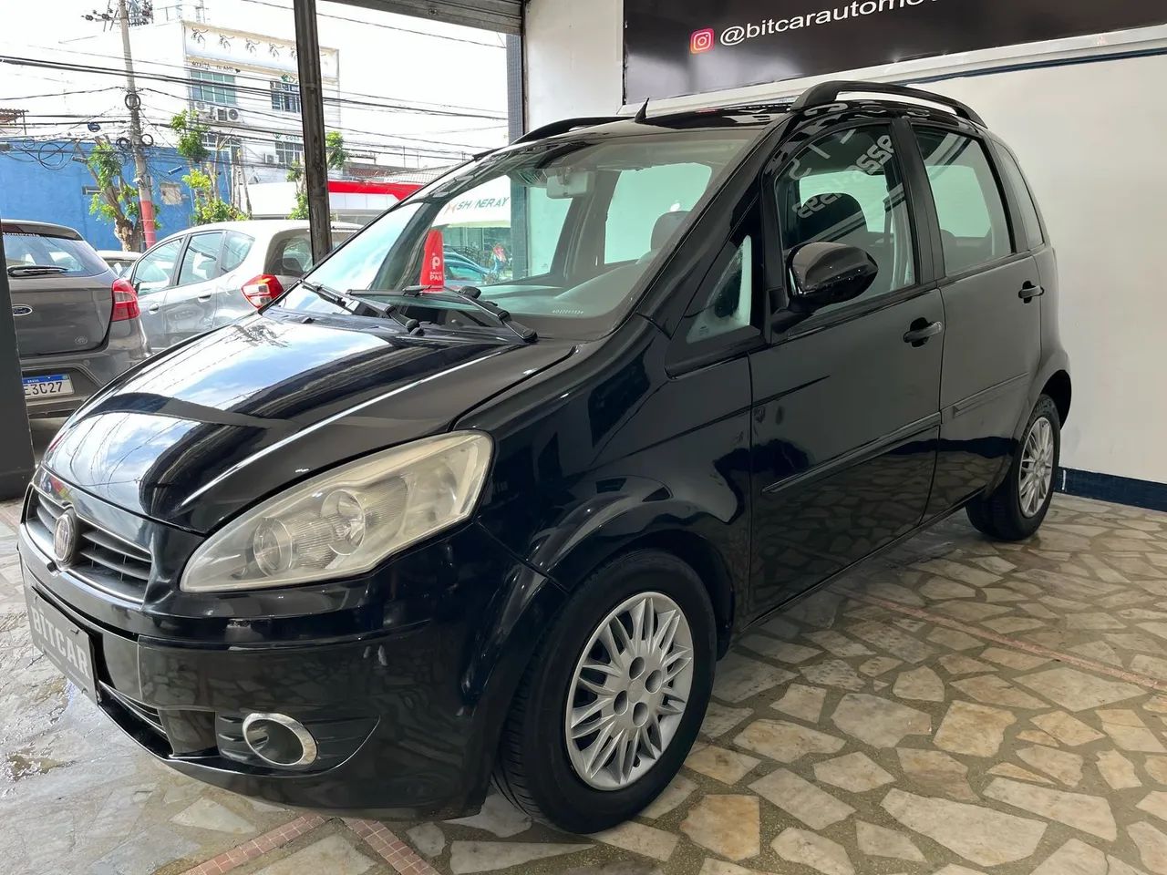 Idea 1.4 flex ano 2013 único dono carro bem conservado - Foto 2