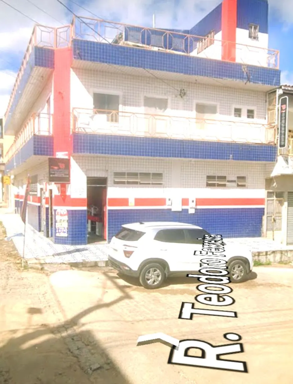 OPORTUNIDADE Prédio Comercial e Residencial