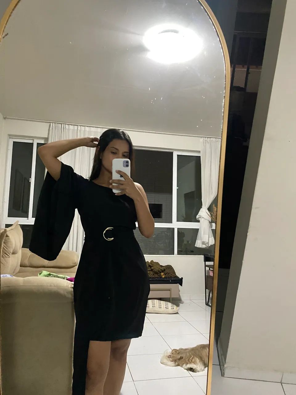 Vestido preto com cinto