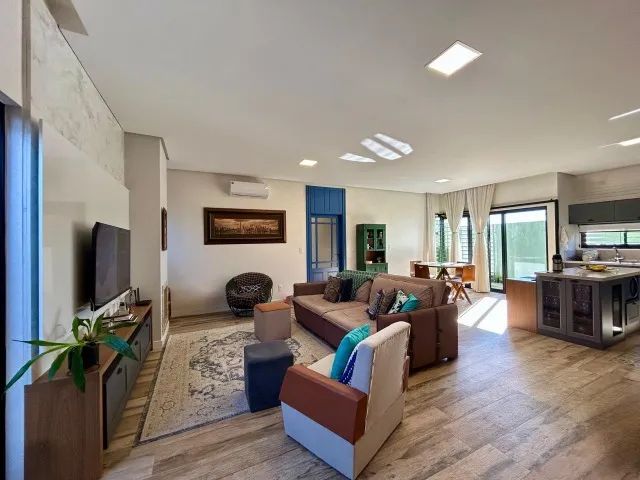 Casa térrea, com bastante espaço de quintal. - Foto 3