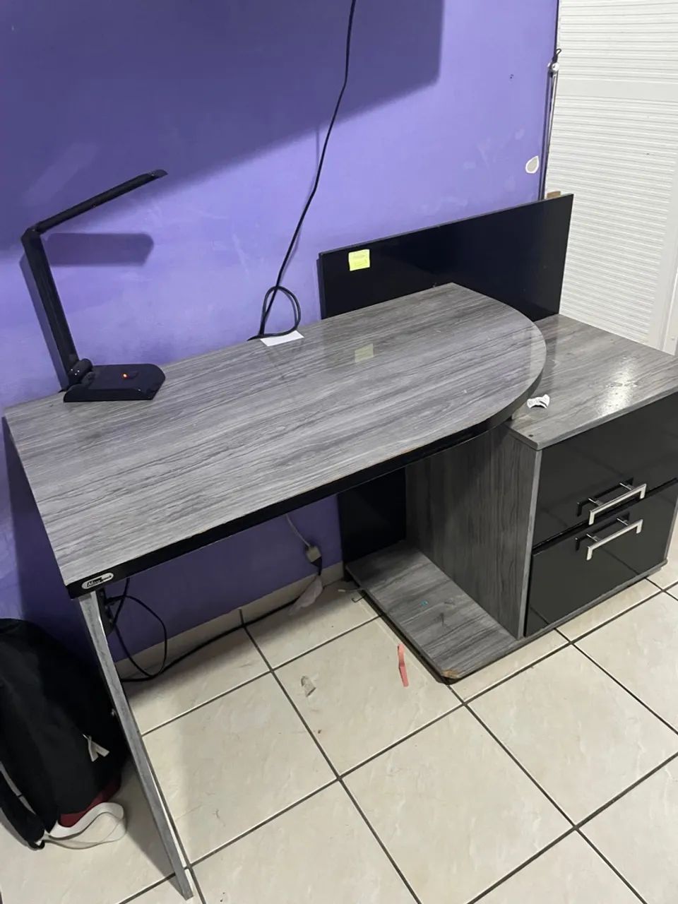 Escrivaninha moderna com 2 gavetas - Foto 2