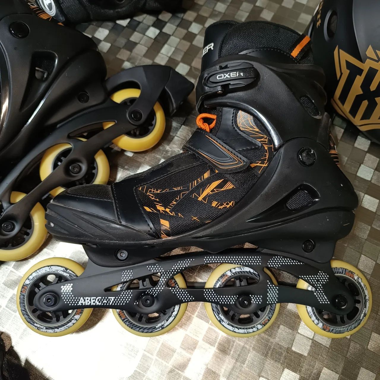 Patins Inline Oxer - Tamanho 42 + protecao individual + capacete Traxart + mochila - Foto 2