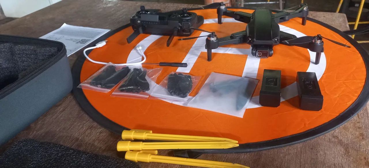 Drone L900 PRO SE + controle + 2 baterias + 3 kits de hélices extras + heliponto - Foto 3