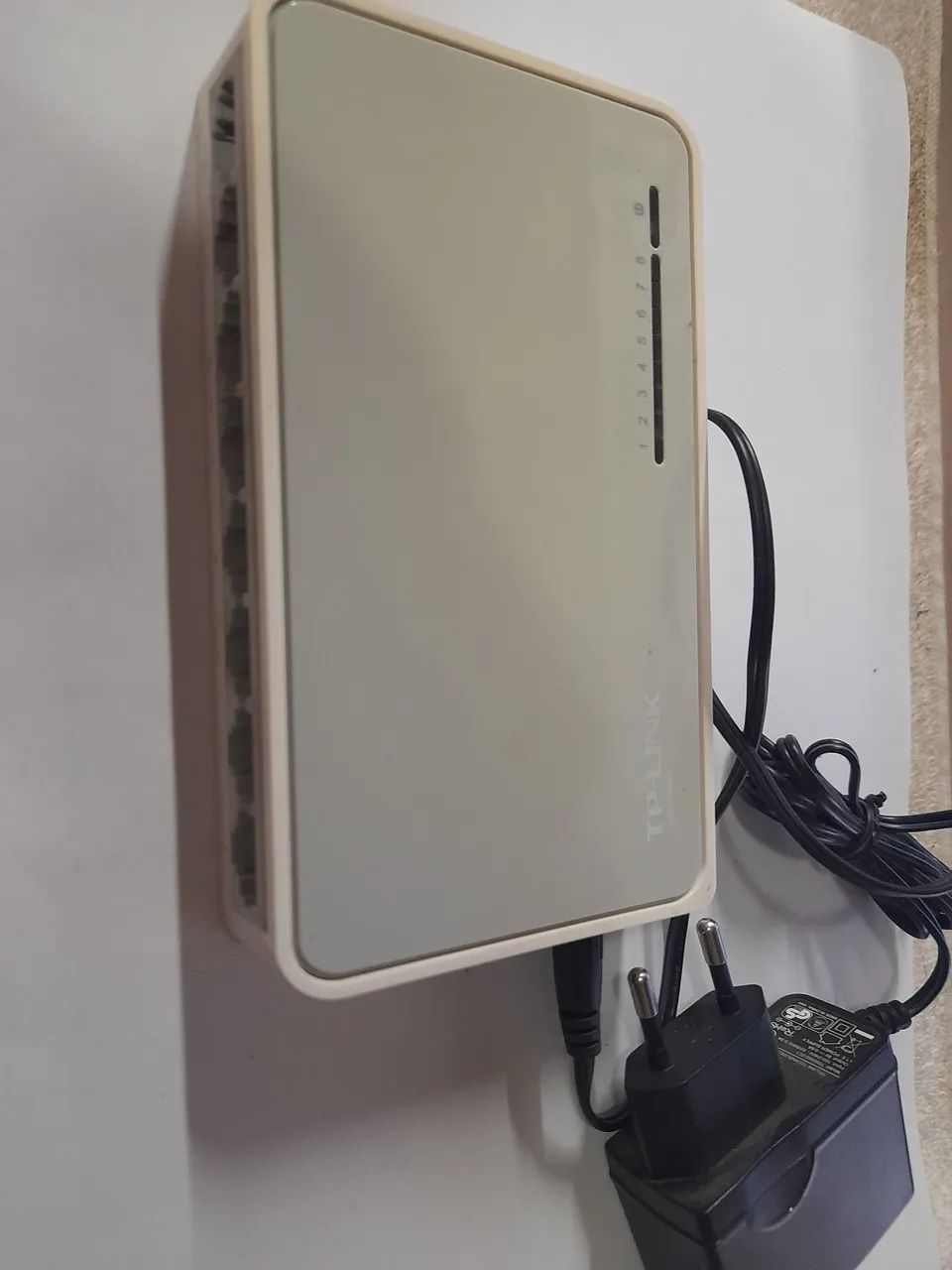 Switch TP-LINK 8 portas