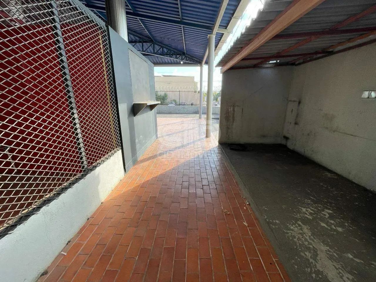 Salão comercial com 220m² no bairro Morada do Ouro - Foto 3