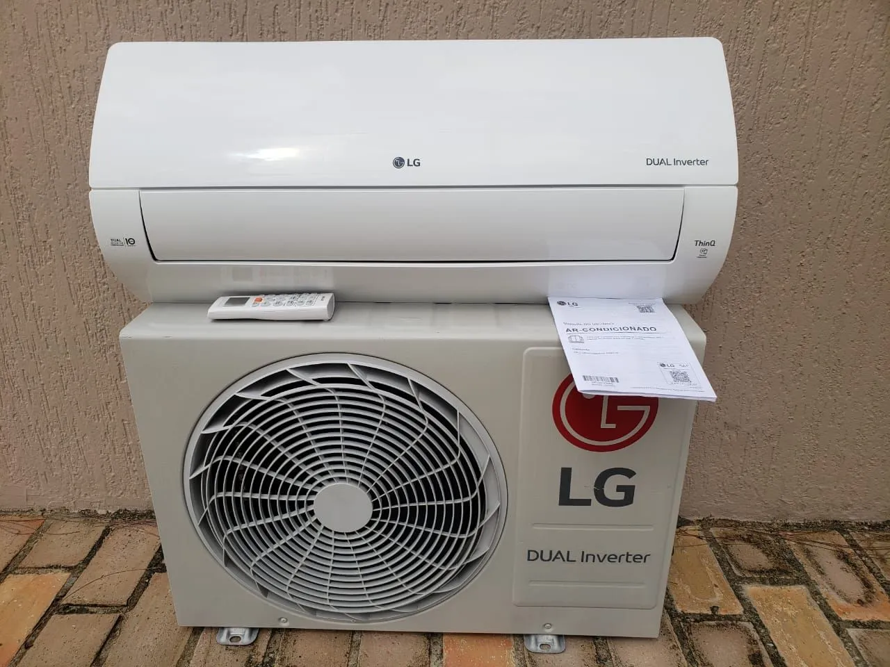 AR CONDICIONADO LG DUAL INVERTER VOICE COM ALEXA E WIFI 9MIL BTUs.