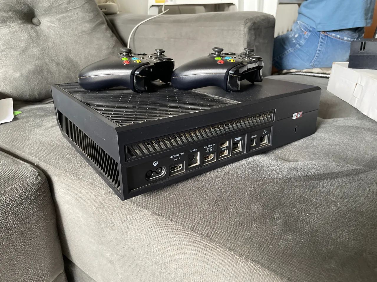 Vende-se XBOX ONE SEMINOVO - Foto 2