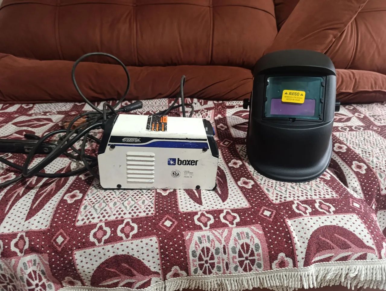 Inversora de solda 145 Boxer e máscara de solda
