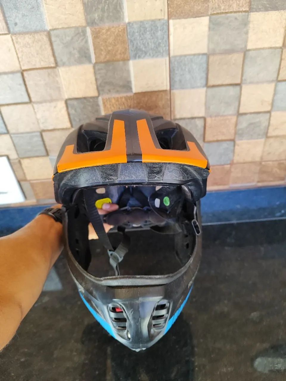 Capacete MTB Rockbros com queixeira removível - Foto 3
