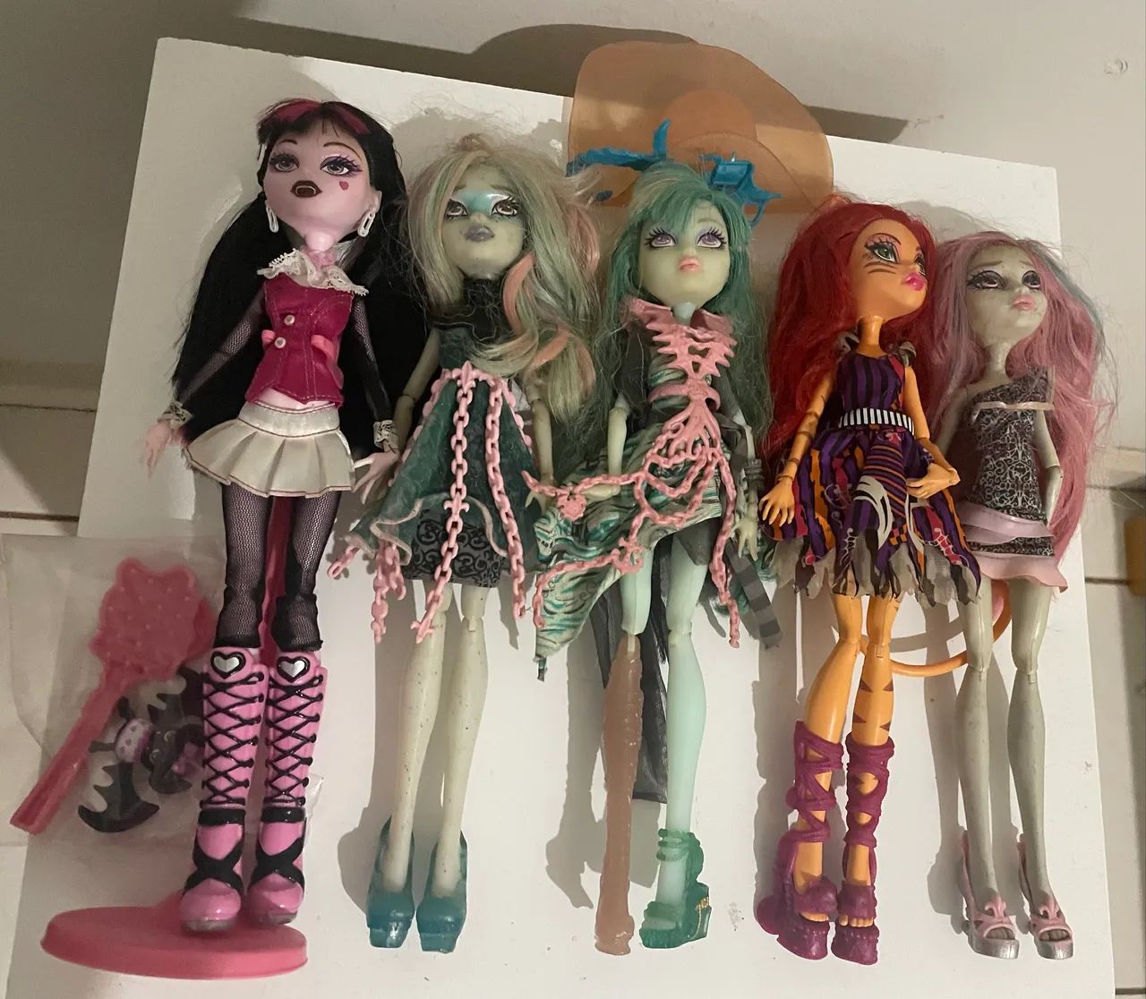 Lote monster high Draculaura Brinquedos e Jogos Guapiaçu