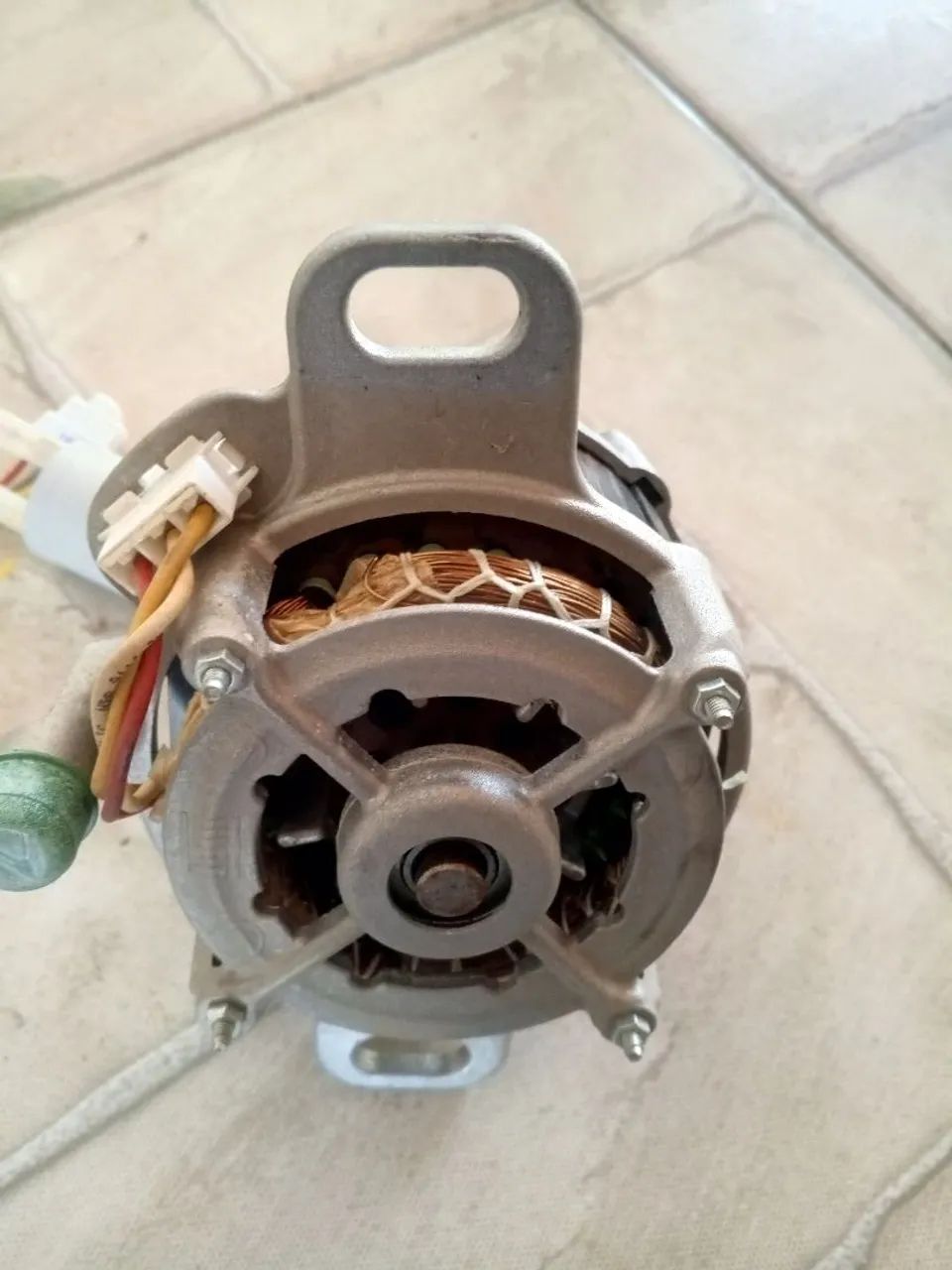 Motor Weg 1/4 Cv 127V - Foto 2