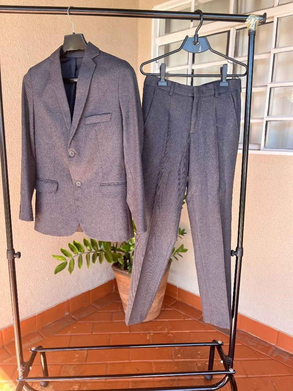 Traje Social Cinza - Elegância e Conforto!