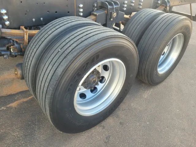 VW/24.280 ano 2021 manual 6x2 completo - Foto 15