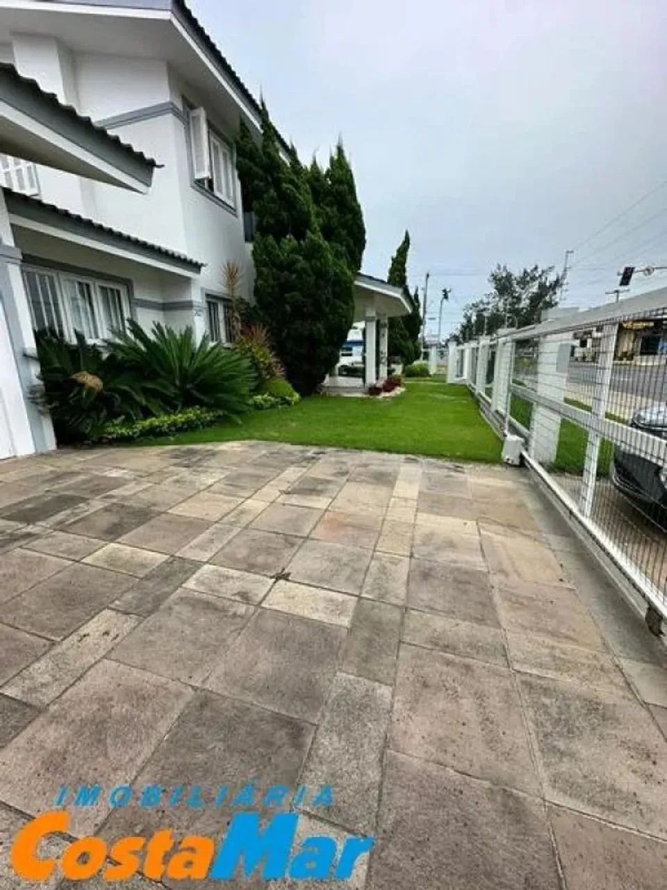 Casa na Avenida com 03 dormitórios !!!! - Foto 3