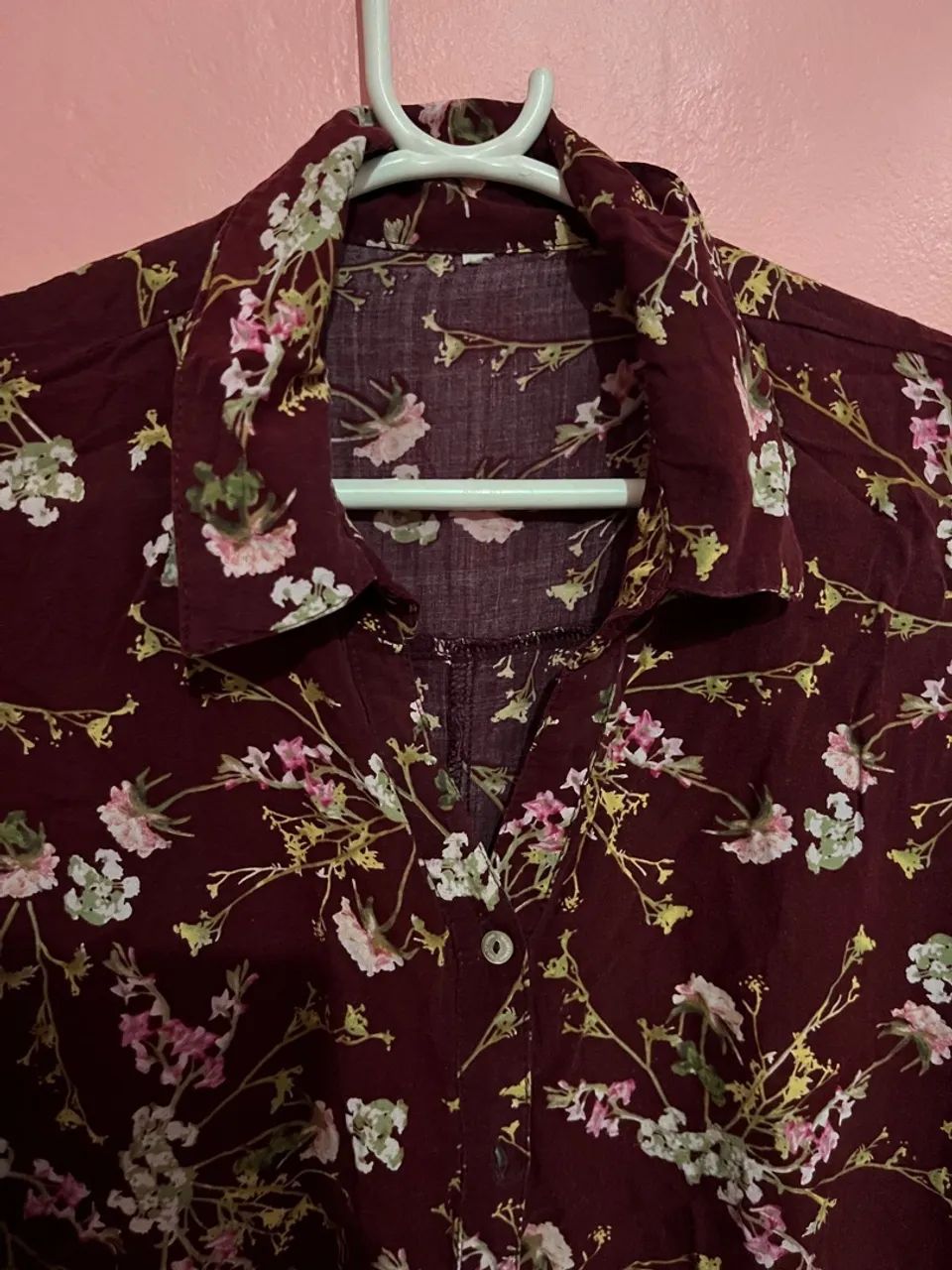 camisa estampa cor vinho TAM M  - Foto 3