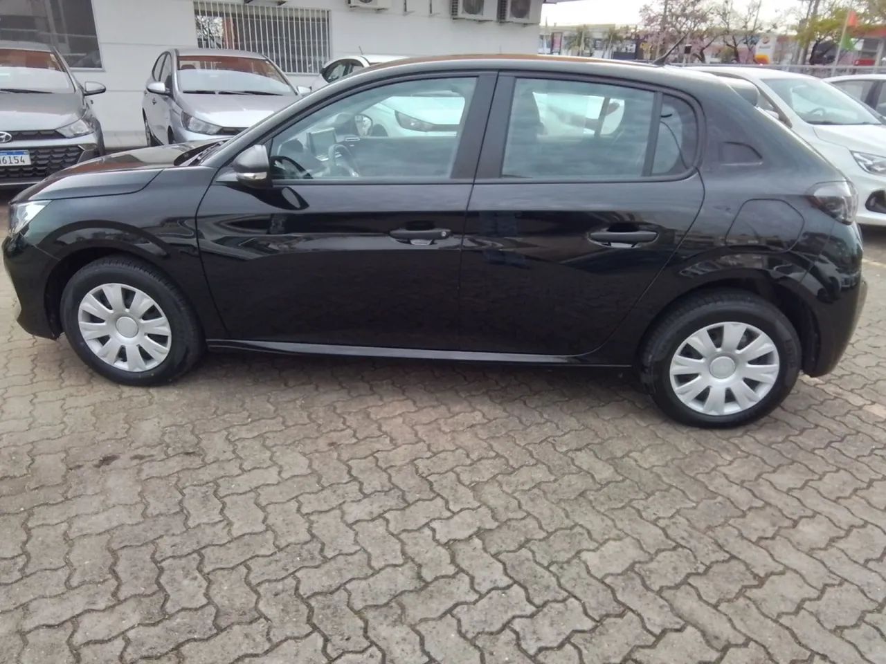 Peugeot 208 Like 1.6 Flex 16V 5P MEC 2024 - Foto 8