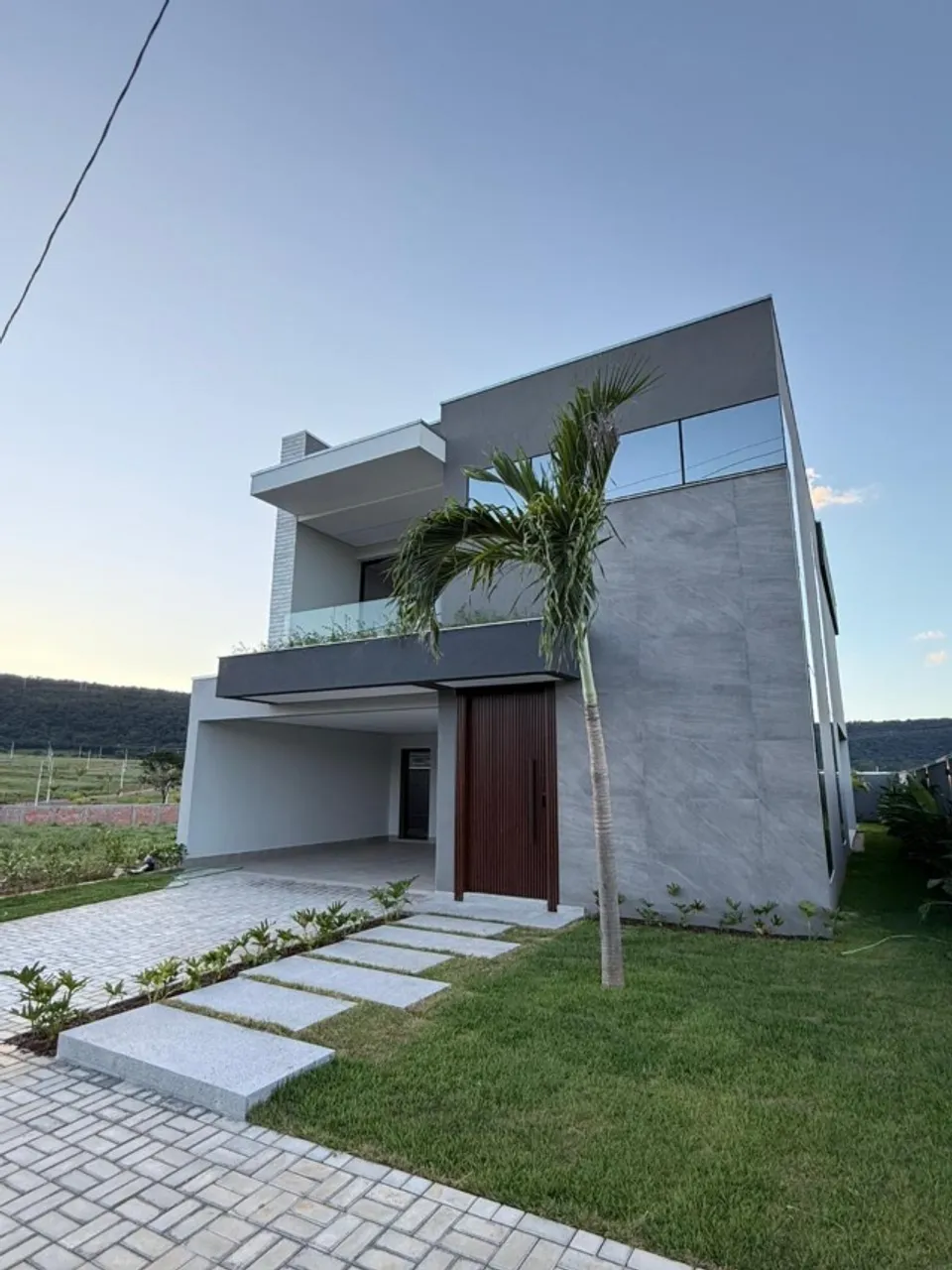 LOCAÇÃO - Casa de Alto Padrão no Condomínio Terras Alpha