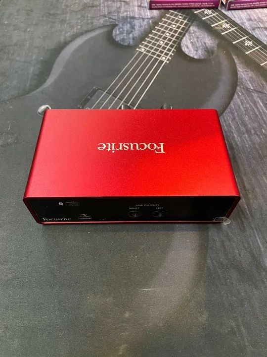 Focusrite Scarlett Solo 3ª Geração - Interface de Áudio