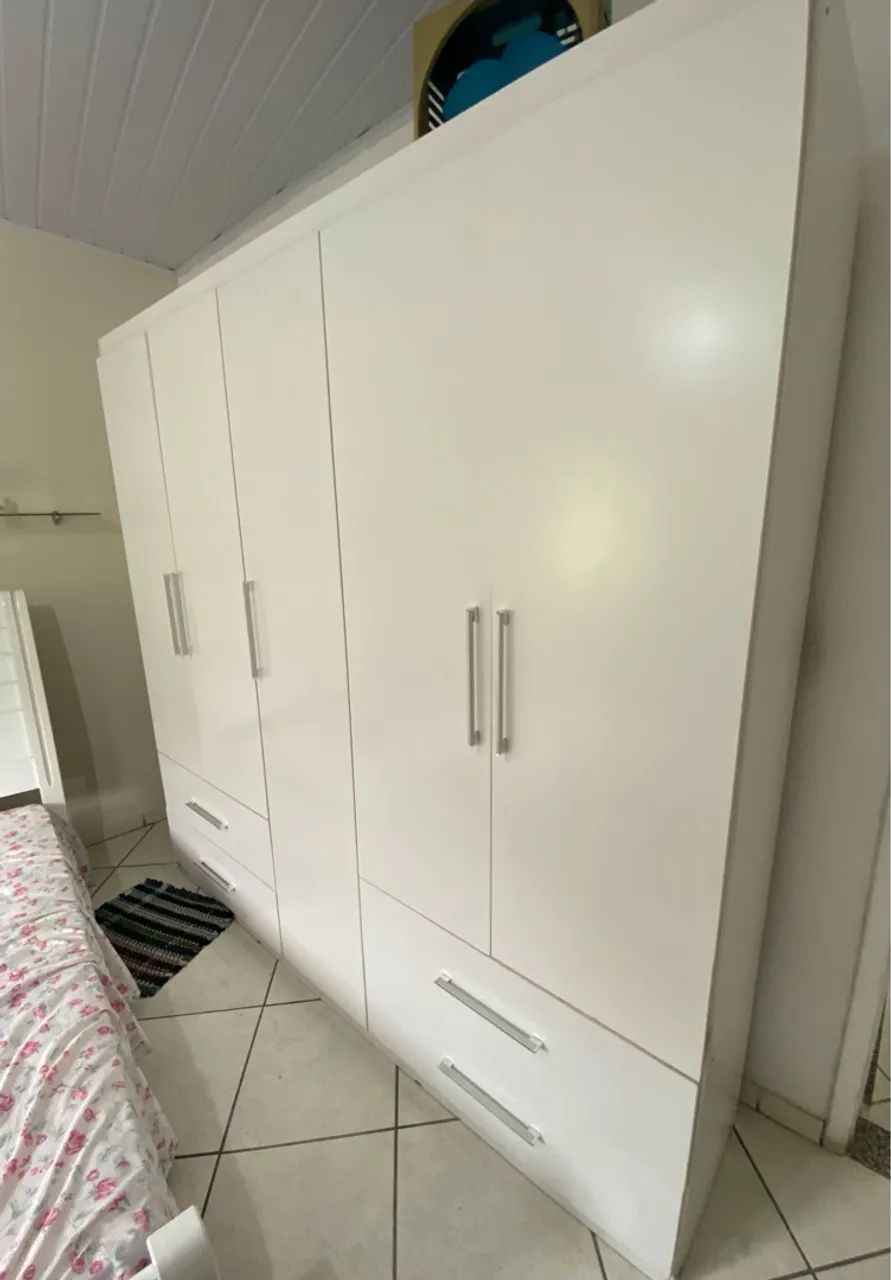 Cama de casal + guarda roupa de 5 portas. - Foto 2