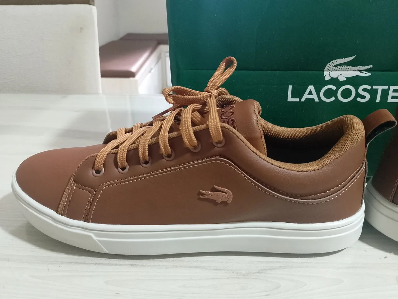 Tênis Lacoste Marrom - Primeira linha