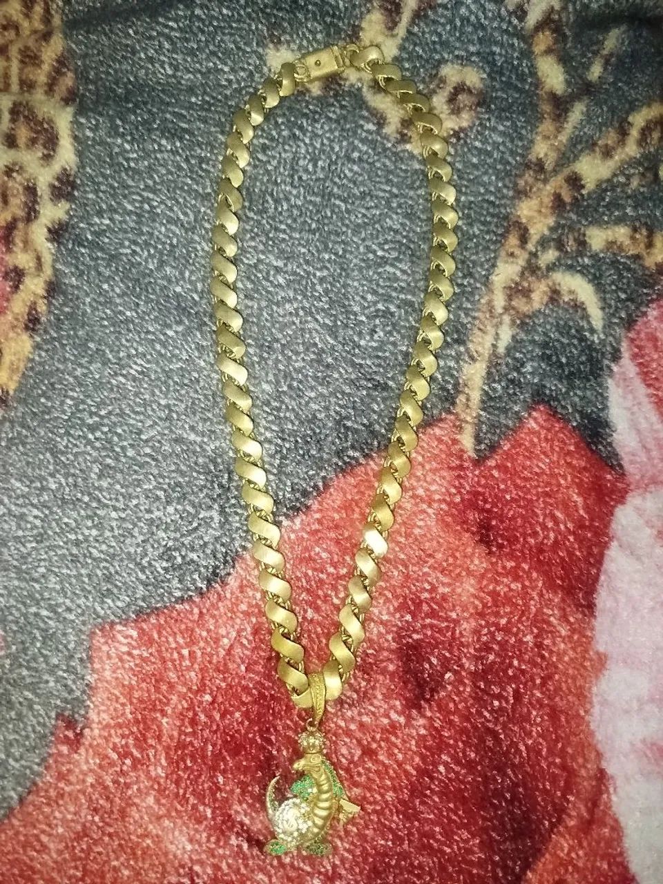 Corrente moeda antiga proposta 