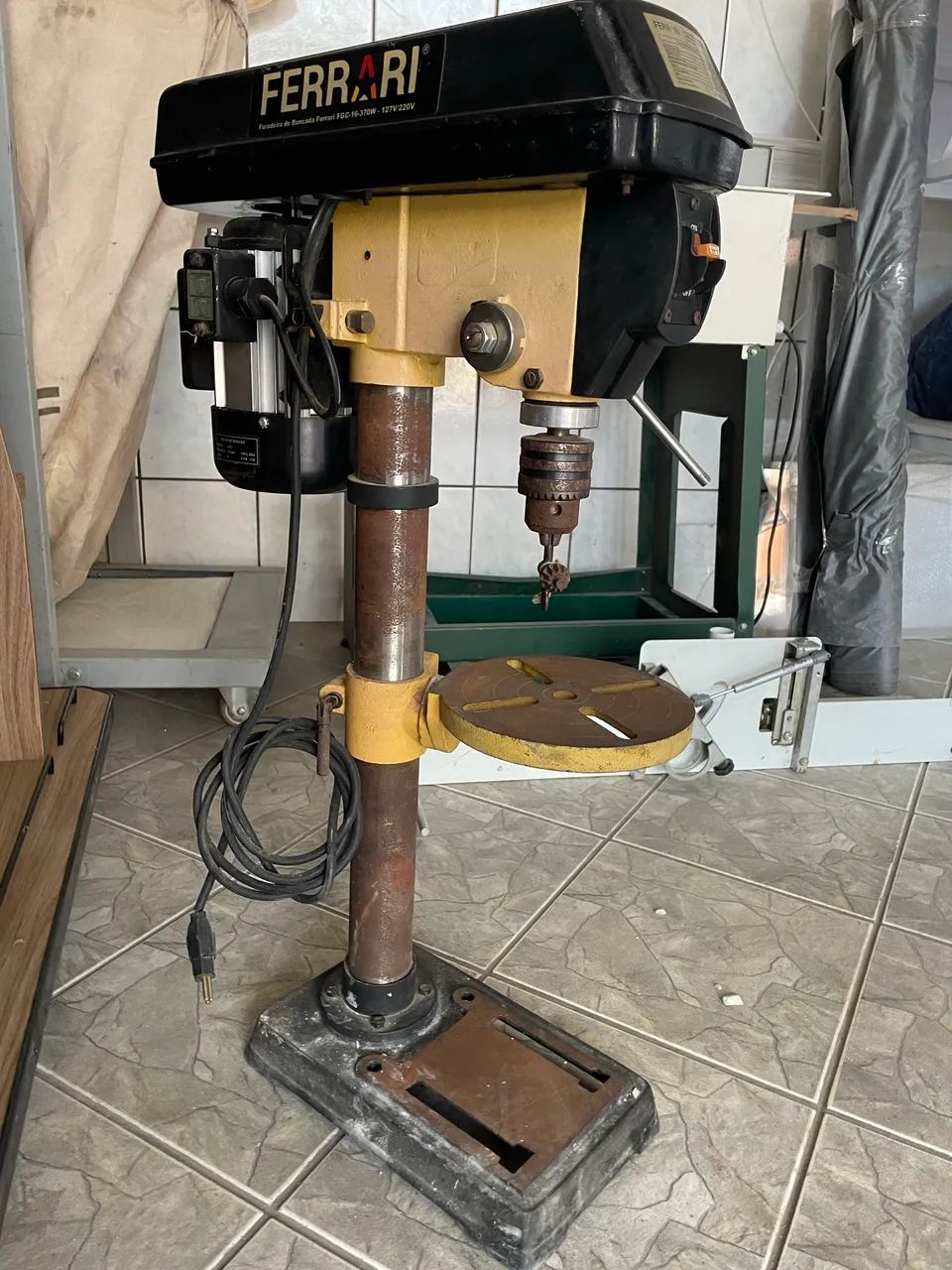 Furadeira de bancada - Foto 2