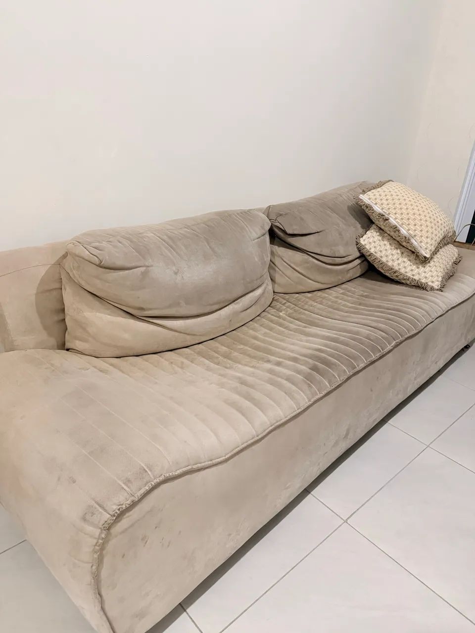 Sofá namoradeira 3 lugares  - Foto 4