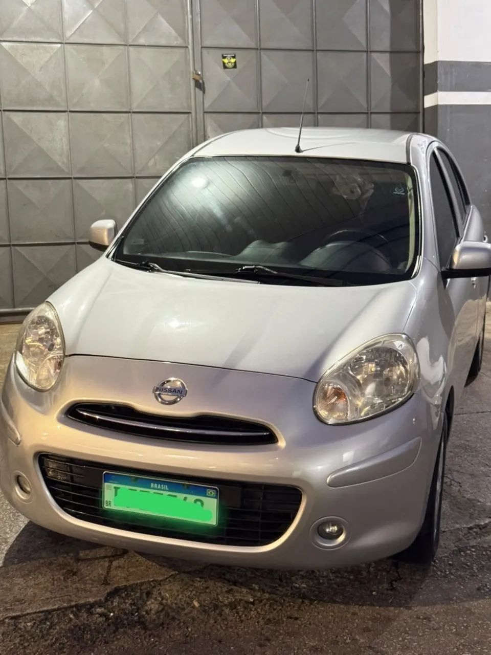 Nissan March 2013