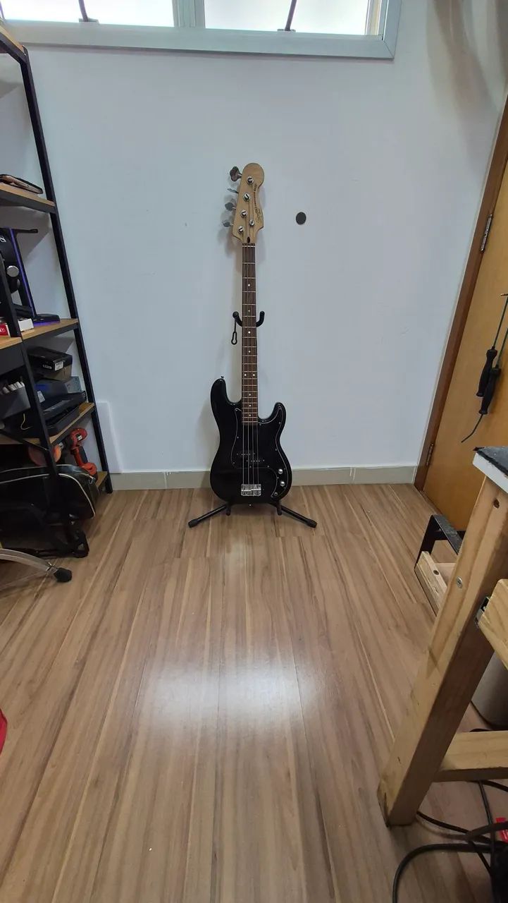 Baixo Squier Precision standard  - Foto 3