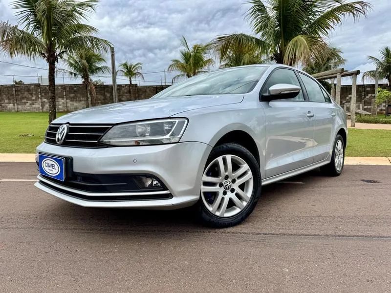 Volkswagen Jetta COMFORTLINE 2.0 8V FLEX 2015