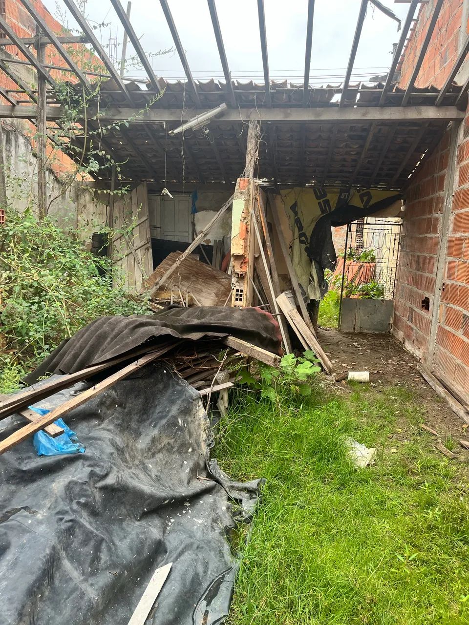     Terreno com Estrutura Comercial à Venda  - Foto 4
